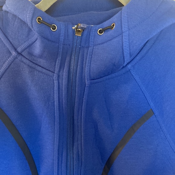 Great Blue Athleta womens Zip Up Hoodie Medium - Picture 3 of 8